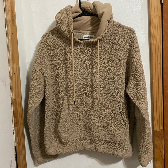 Sherpa Jacket - Picture 1 of 4